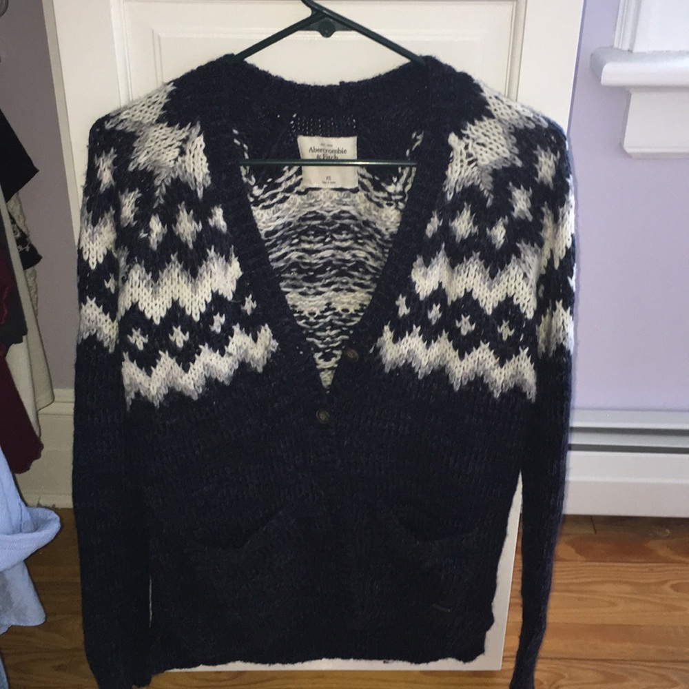 Cute Abercrombie Winter Sweater!